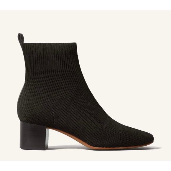 Everlane The Ankle Glove Black Boot In ReKnit Women's Size 5 NWOT